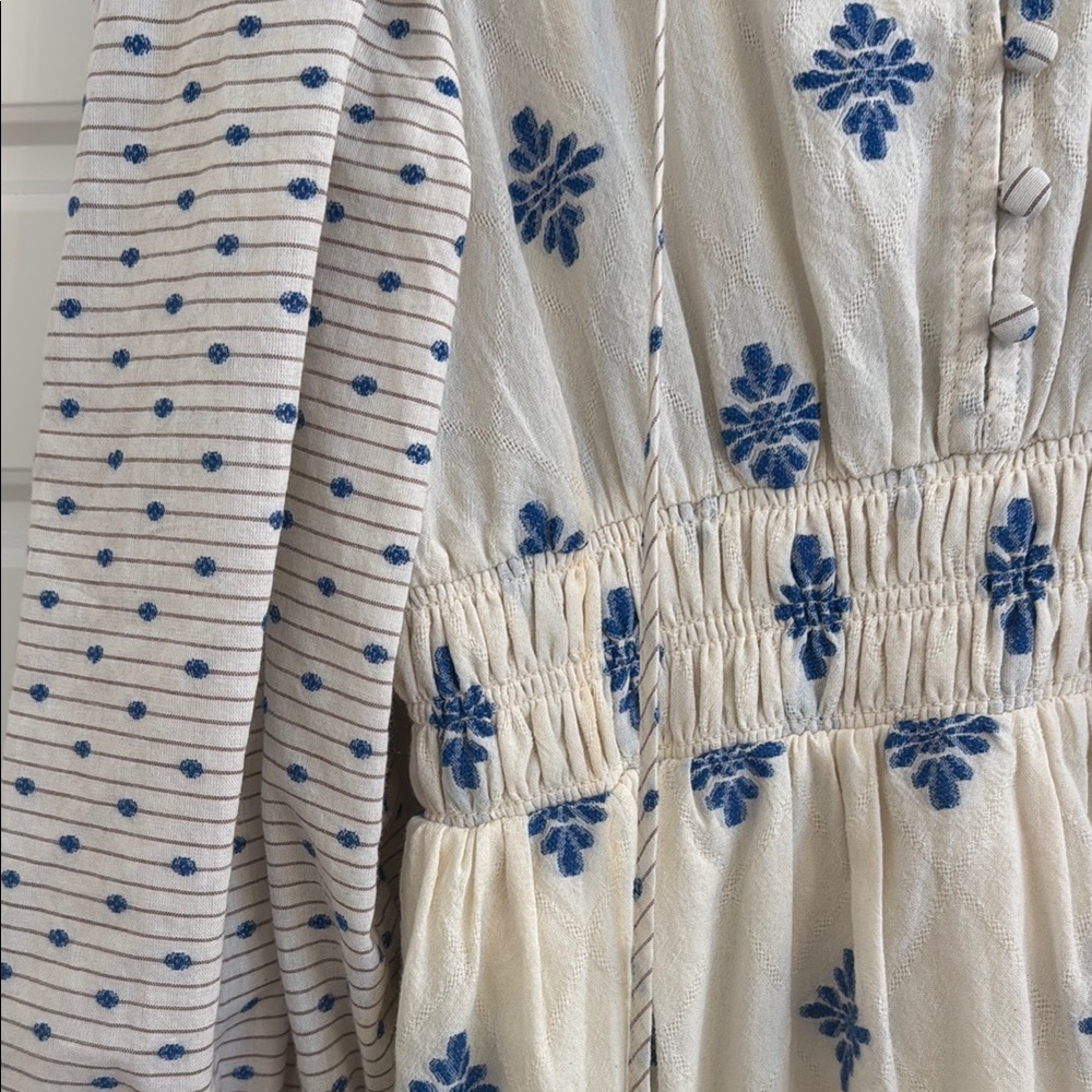 HUNTER BELL Cream and Blue Long Sleeve Dress - Picture 2 of 3